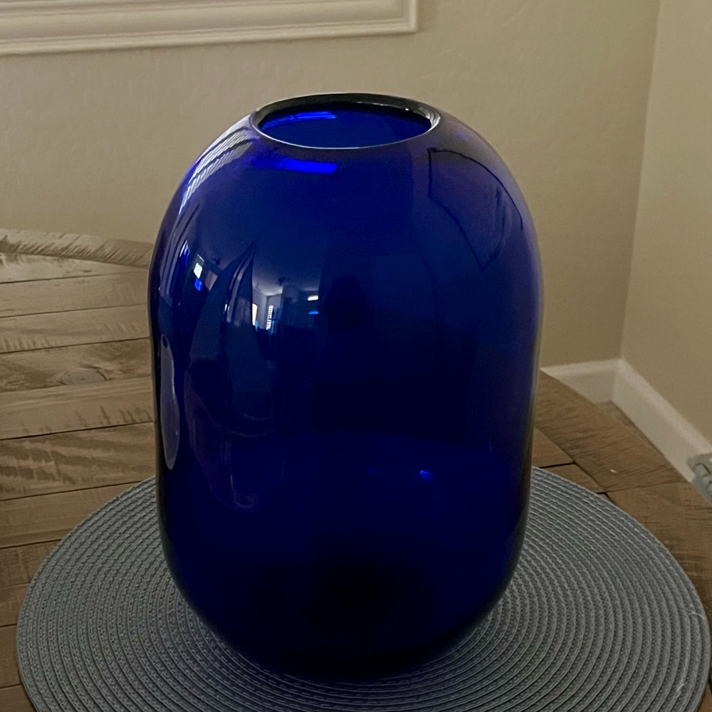 Blenko Don Shepherd Sapphire Blue Pill Vase 8016 Art Glass Approx 11” to 11.25” - Picture 16 of 16